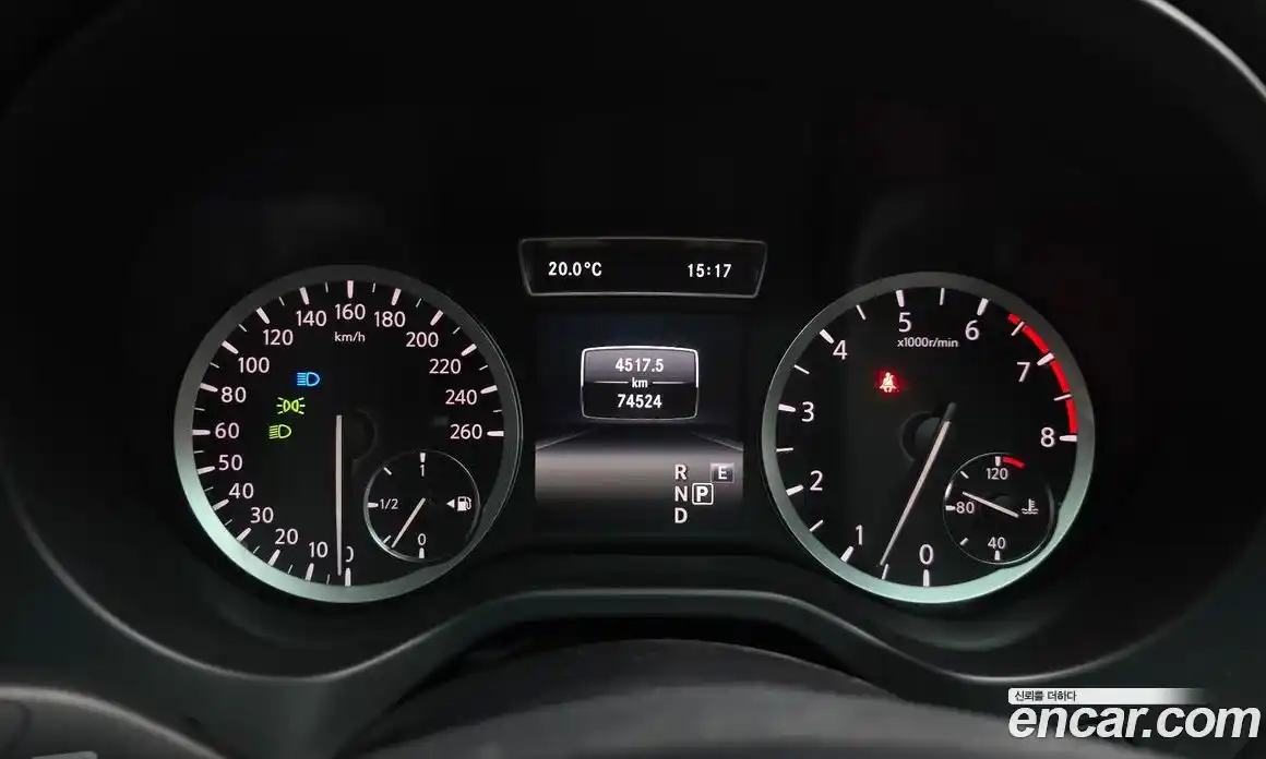 Infiniti Q30 2019 2.0 гидро, фото 8