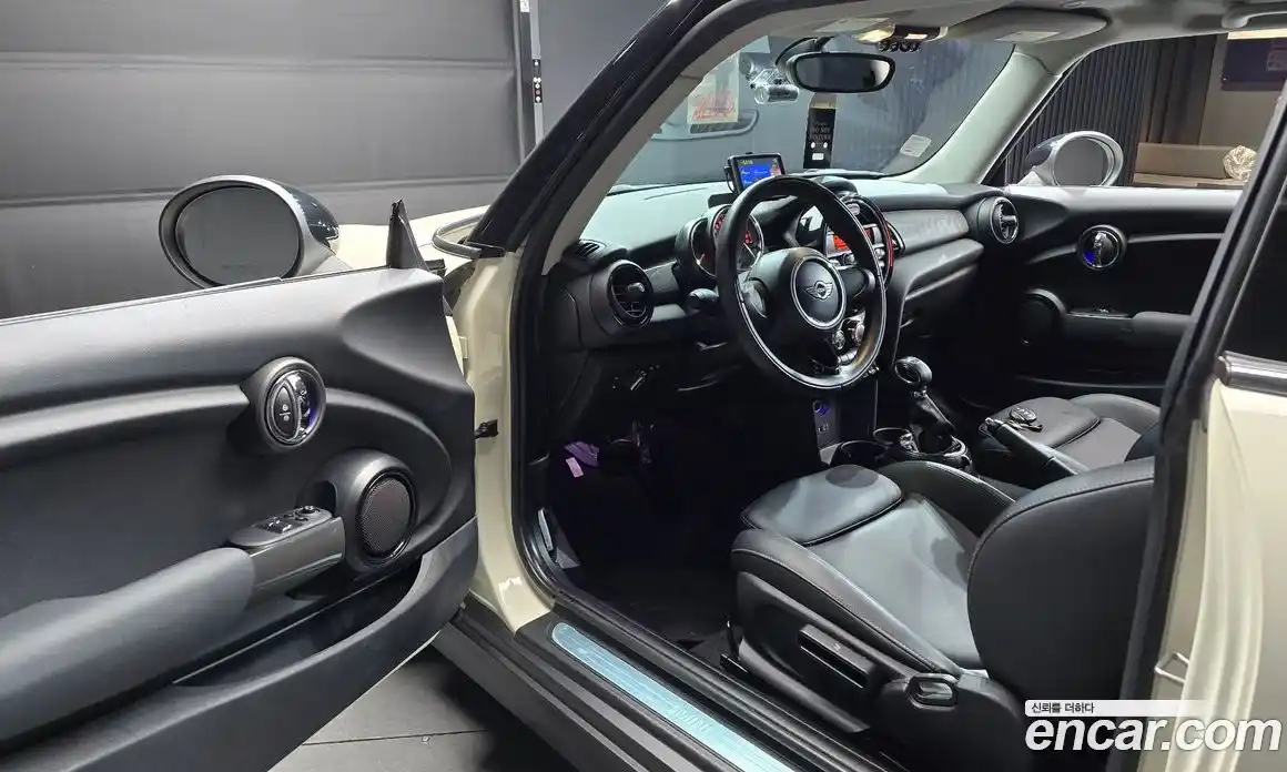 Mini Cooper 2014 1.5 автомат (гидро), фото 11