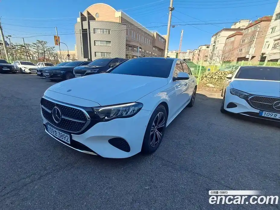 Mercedes-Benz E-Class 2024 2.0 гидро, фото 2 Mercedes-Benz E-Class 2024 2.0 гидро, фото 2