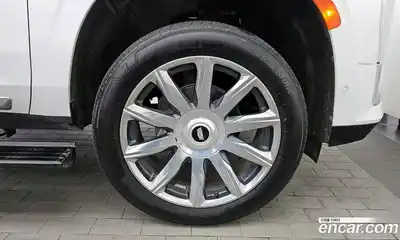 Cadillac Escalade 2023 6.2 гидро, миниатюра 4
