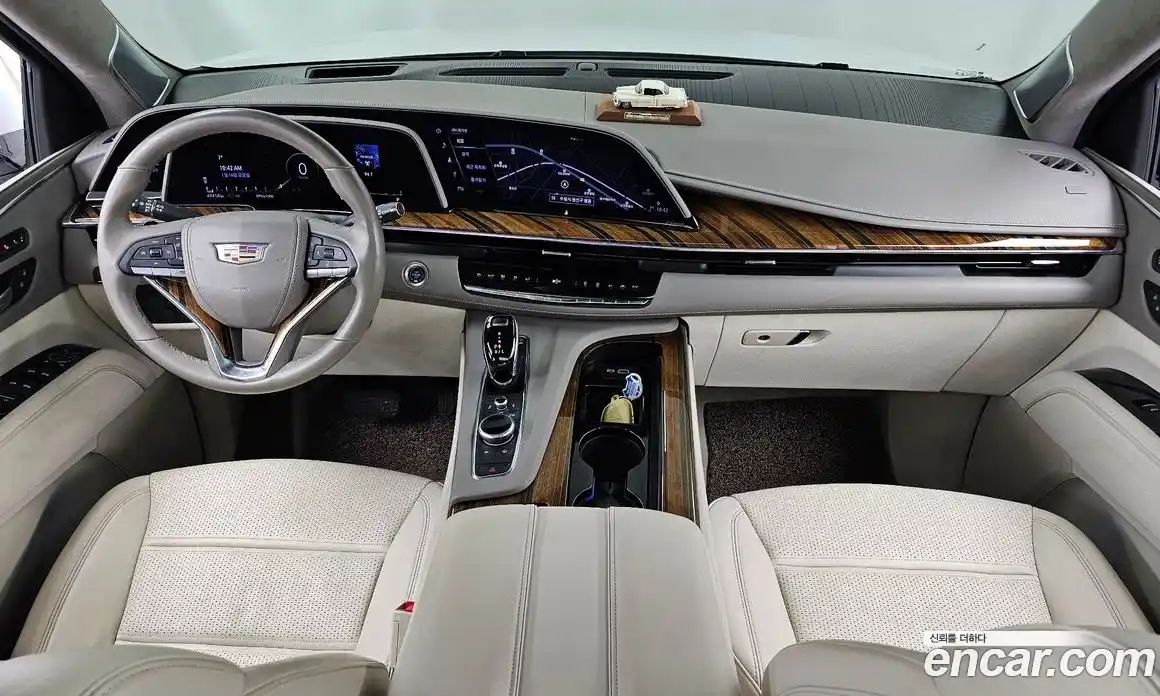 Cadillac Escalade 2023 6.2 гидро, фото 6