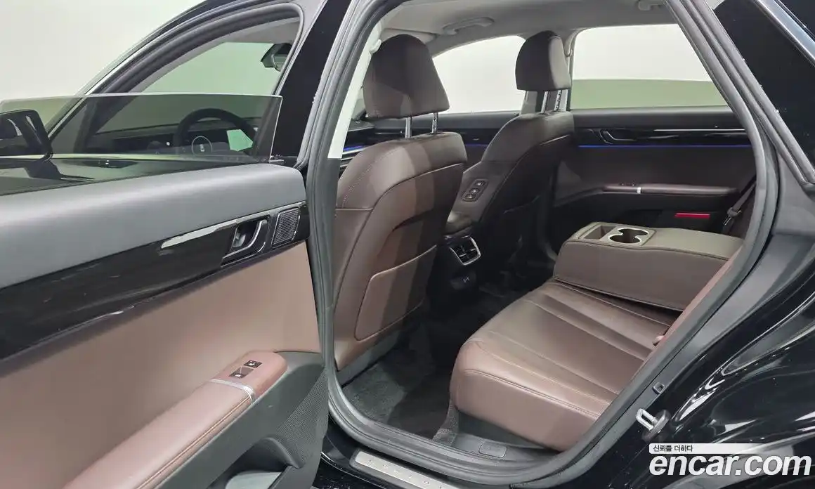 Hyundai Grandeur 2022 2.5 автомат (гидро), фото 17