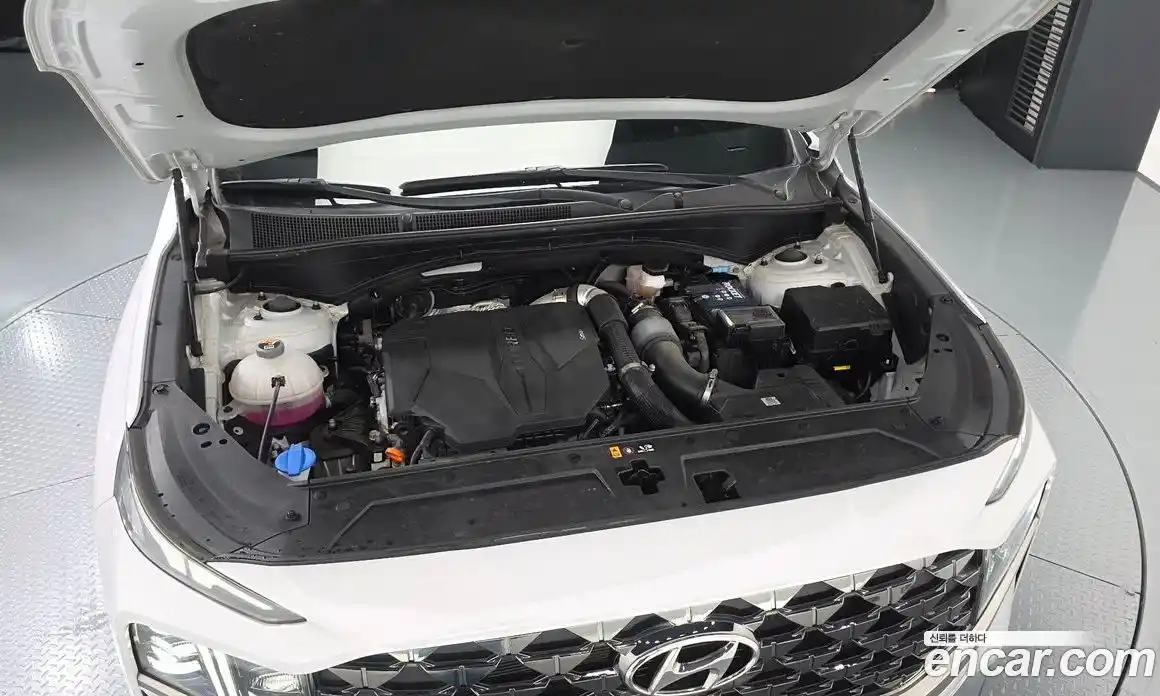 Hyundai Santa Fe 2022 2.5 автомат (гидро), фото 6