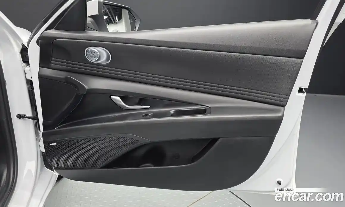Hyundai Avante 2021 1.6 автомат (гидро), фото 14