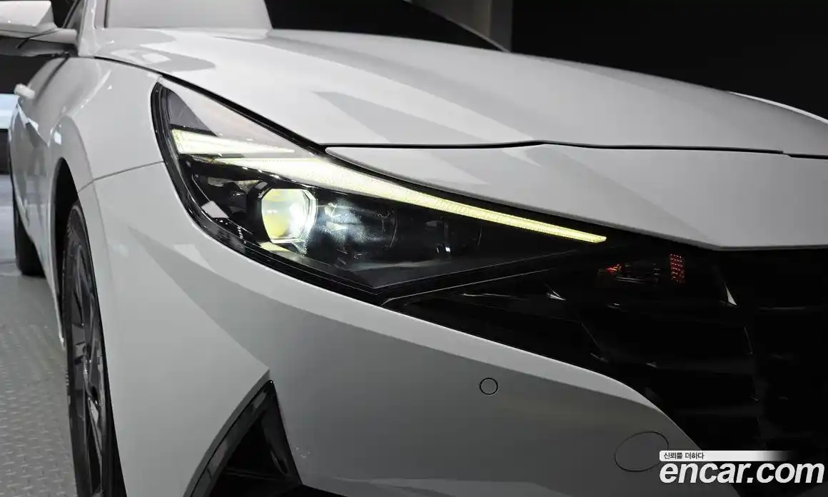 Hyundai Avante 2021 1.6 автомат (гидро), фото 8