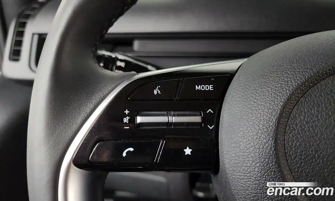 Hyundai Staria 2021 2.2 автомат (гидро), фото 24