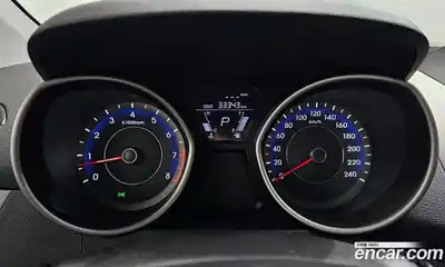 Hyundai Avante 2011 1.6 автомат (гидро), миниатюра 11