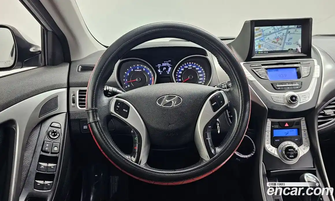 Hyundai Avante 2011 1.6 автомат (гидро), фото 22