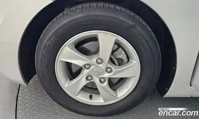 Hyundai Avante 2011 1.6 автомат (гидро), миниатюра 5