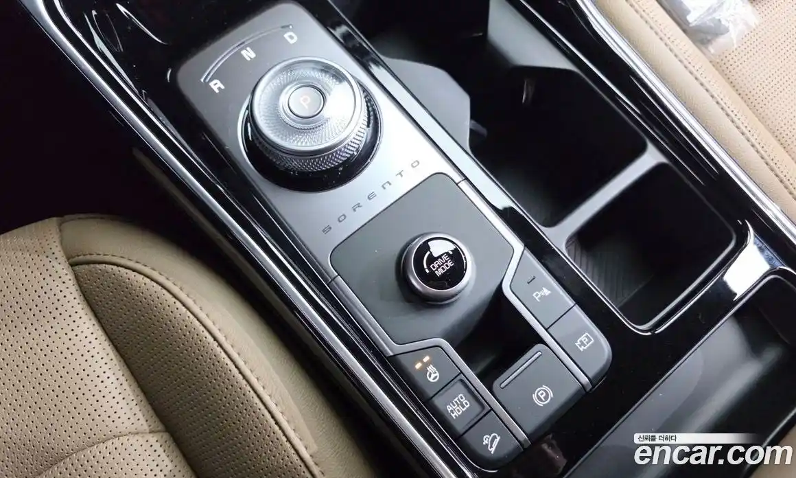 Kia Sorento 2023 1.6 автомат (гидро), фото 12