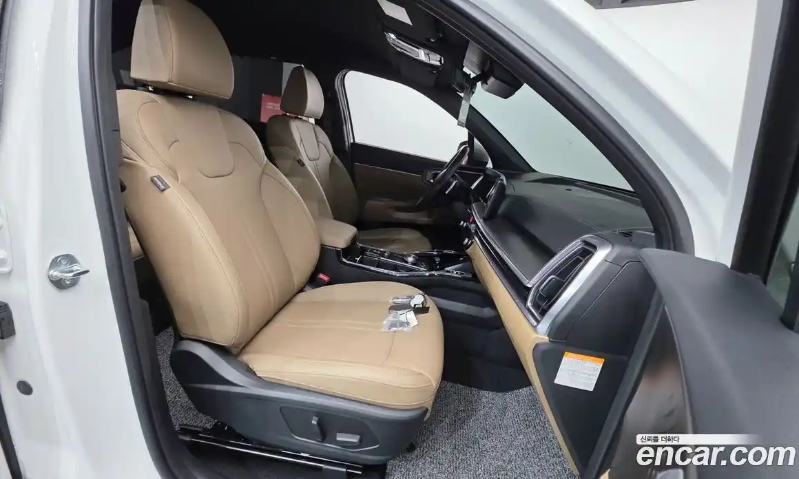 Kia Sorento 2023 1.6 автомат (гидро), фото 13