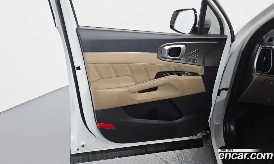 Kia Sorento 2023 1.6 автомат (гидро), фото 14