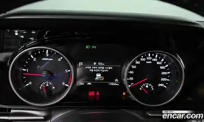 Kia Carnival 2022 2.2 автомат (гидро), миниатюра 11