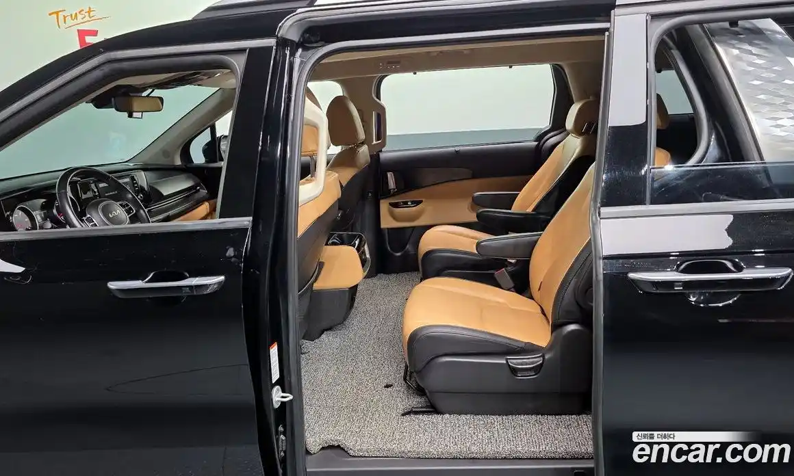 Kia Carnival 2022 2.2 автомат (гидро), фото 17