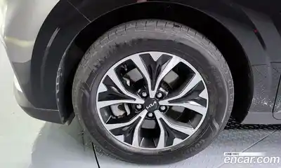 Kia Carnival 2022 2.2 автомат (гидро), миниатюра 5