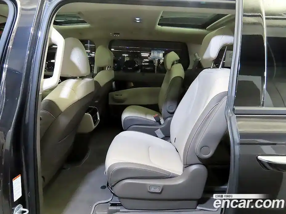 Kia Carnival 2024 2.2 автомат (гидро), фото 7
