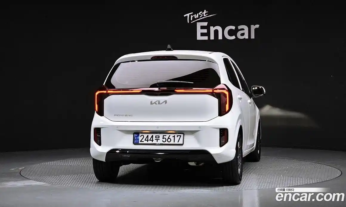 Kia Morning 2023 1.0 автомат (гидро), фото 4