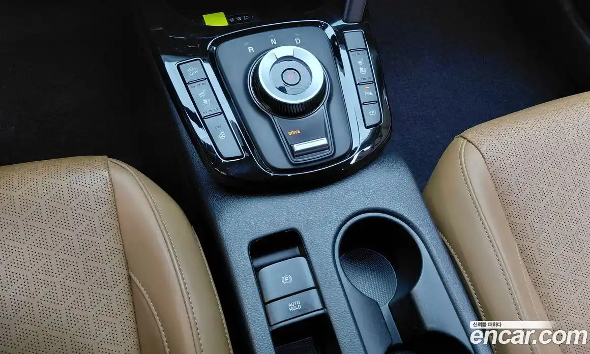 Kia Seltos 2023 2.0 автомат (гидро), фото 12