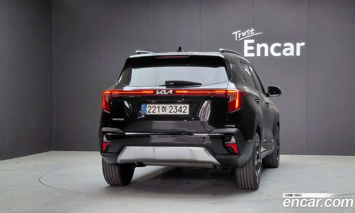 Kia Seltos 2023 2.0 автомат (гидро), фото 4