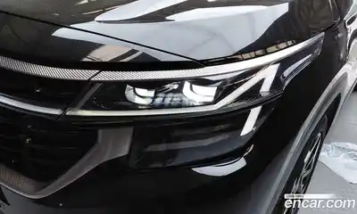 Kia Seltos 2023 2.0 автомат (гидро), миниатюра 8