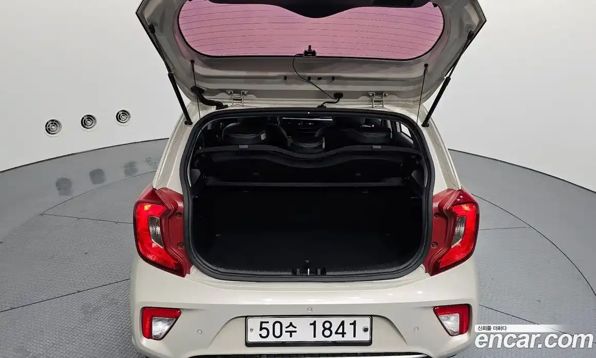 Kia Morning 2018 1.0 автомат (гидро), фото 26