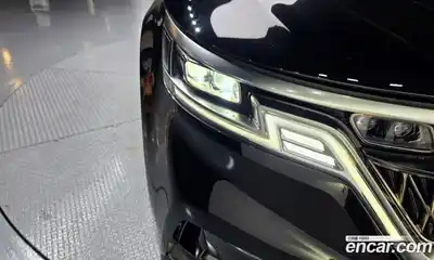 Kia Carnival 2023 2.2 автомат (гидро), миниатюра 8