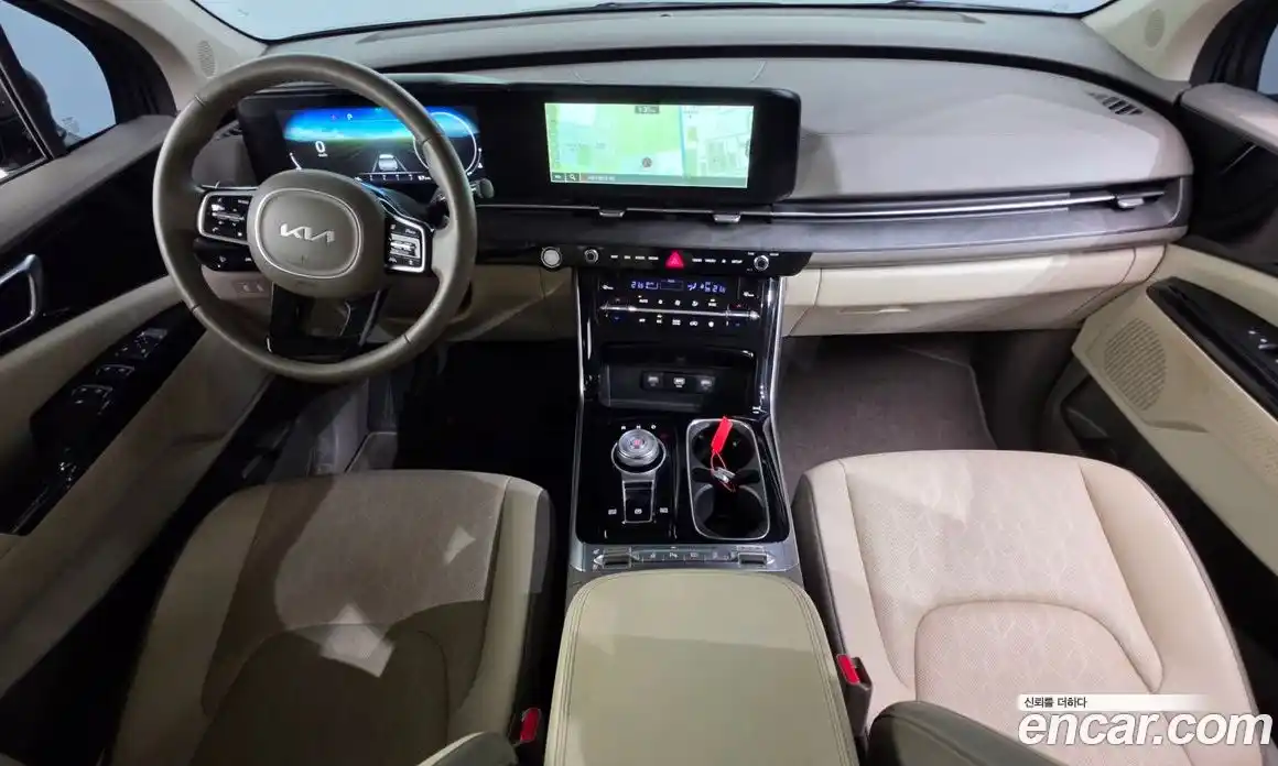 Kia Carnival 2023 2.2 автомат (гидро), фото 10