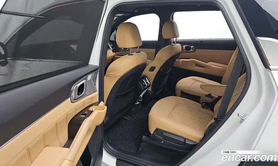 Kia Sorento 2023 2.5 автомат (гидро), фото 16