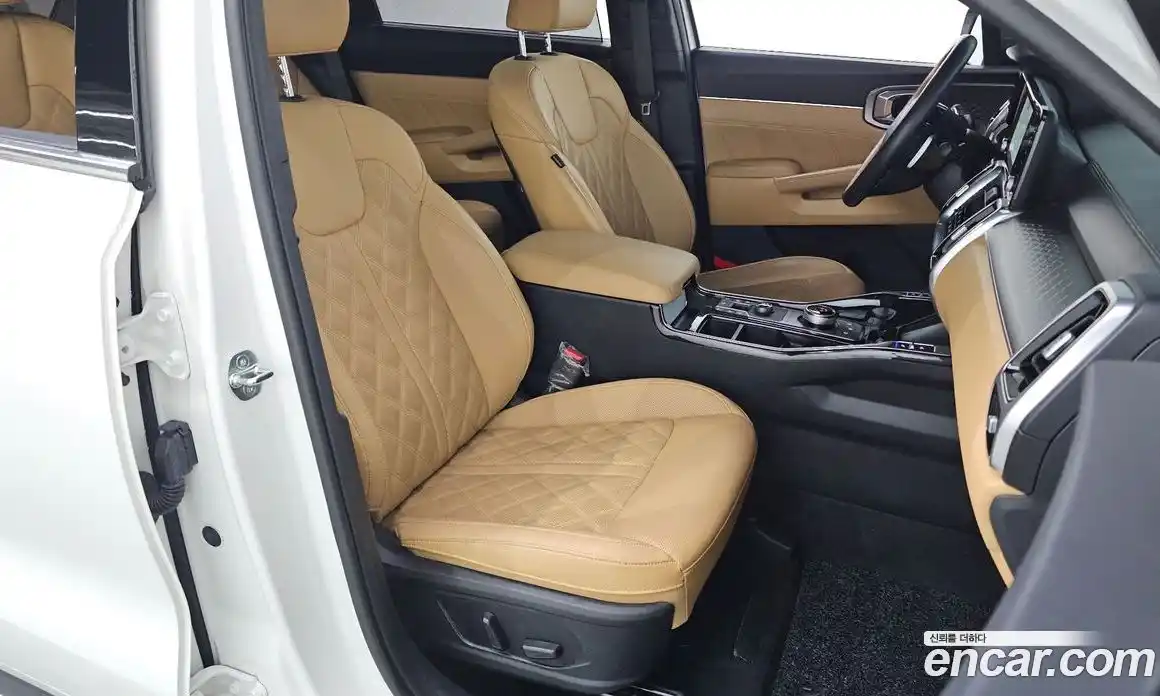 Kia Sorento 2023 2.5 автомат (гидро), фото 17