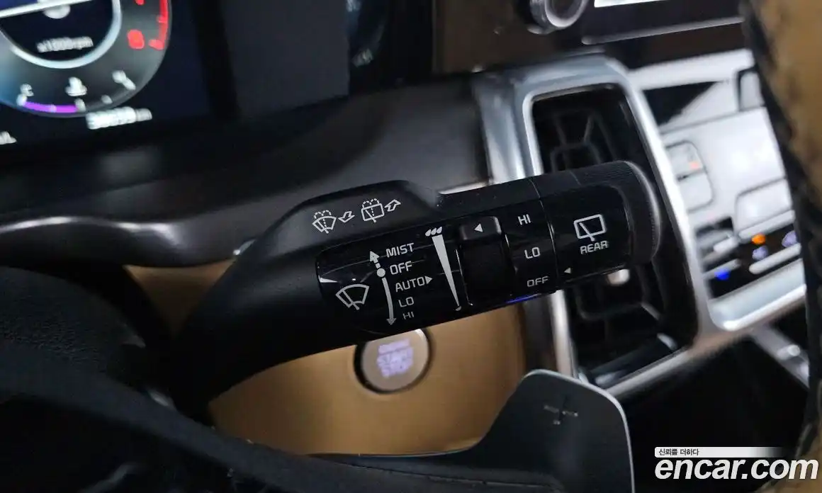 Kia Sorento 2023 2.5 автомат (гидро), фото 27