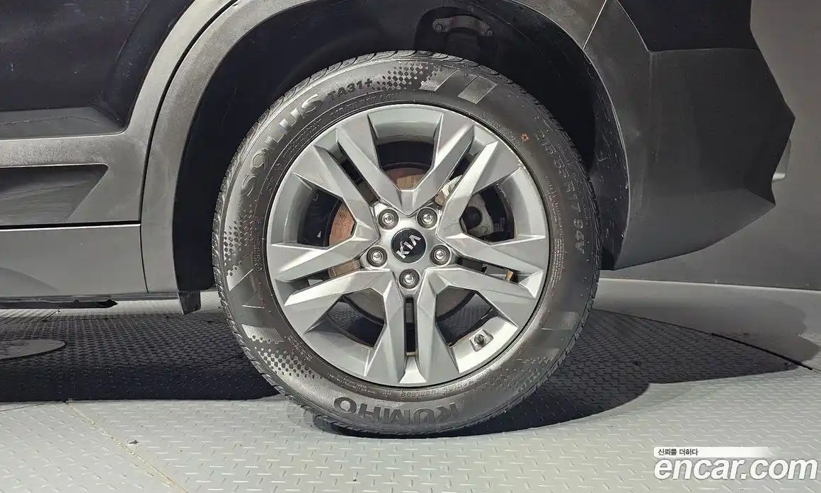 Kia Seltos 2020 1.6 автомат (гидро), фото 7