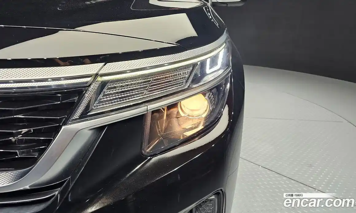 Kia Seltos 2020 1.6 автомат (гидро), фото 8
