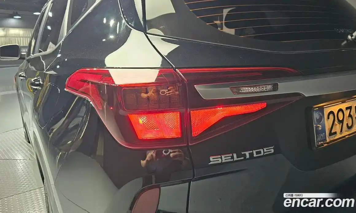 Kia Seltos 2020 1.6 автомат (гидро), фото 9