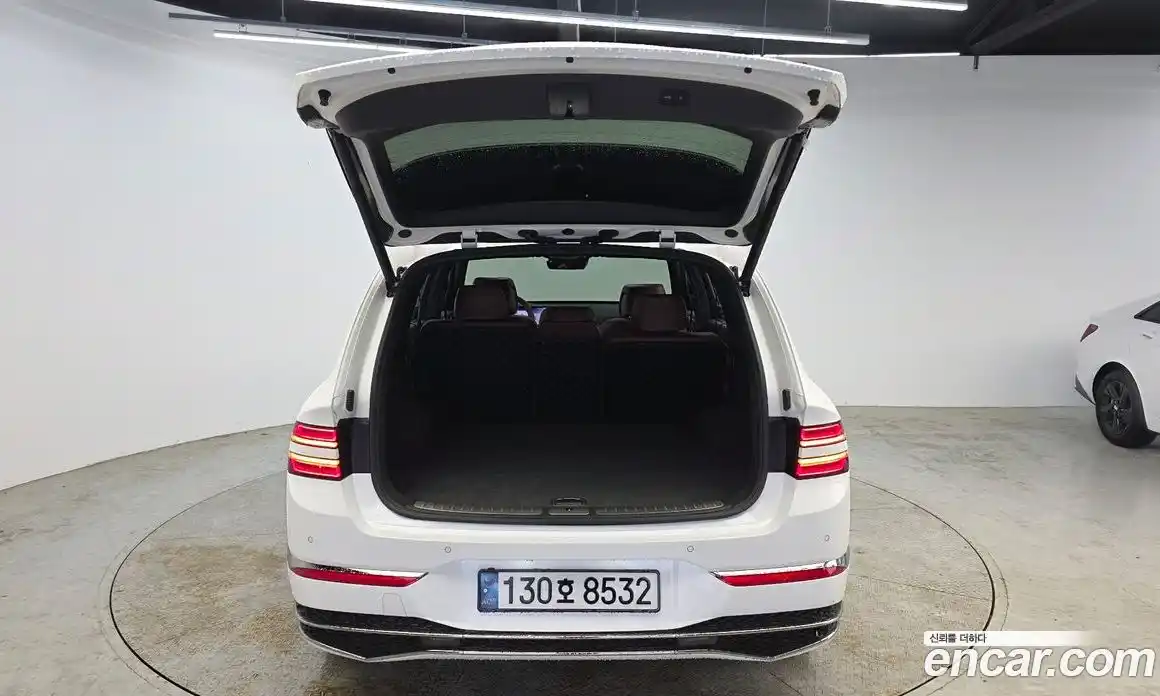 Genesis GV80 2024 2.5 автомат (гидро), фото 26