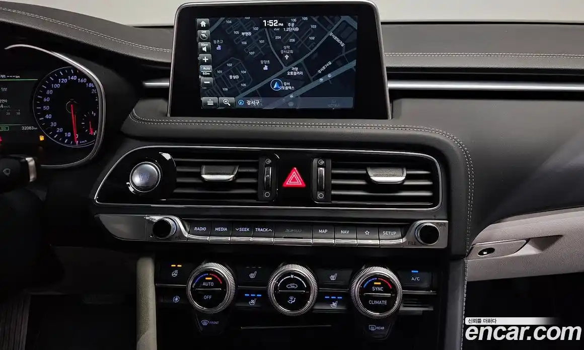 Genesis G70 2019 2.0 автомат (гидро), фото 18