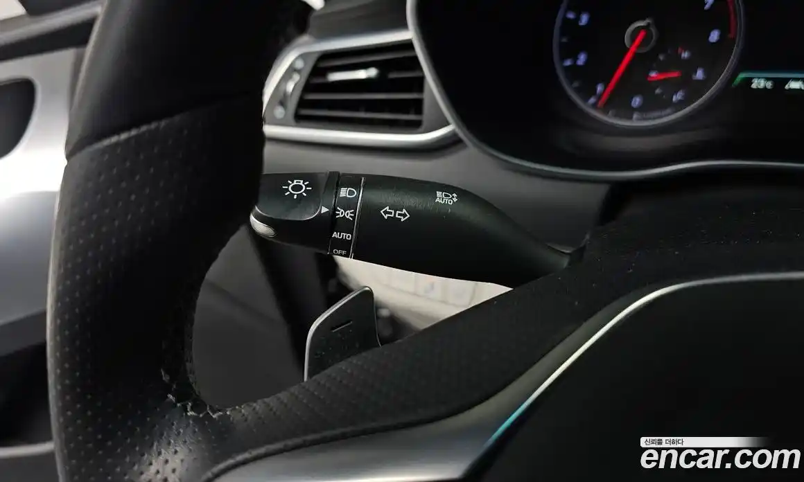 Genesis G70 2019 2.0 автомат (гидро), фото 29