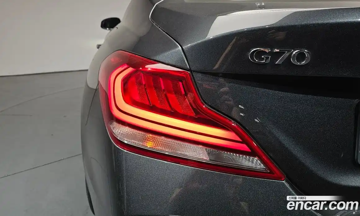 Genesis G70 2019 2.0 автомат (гидро), фото 8
