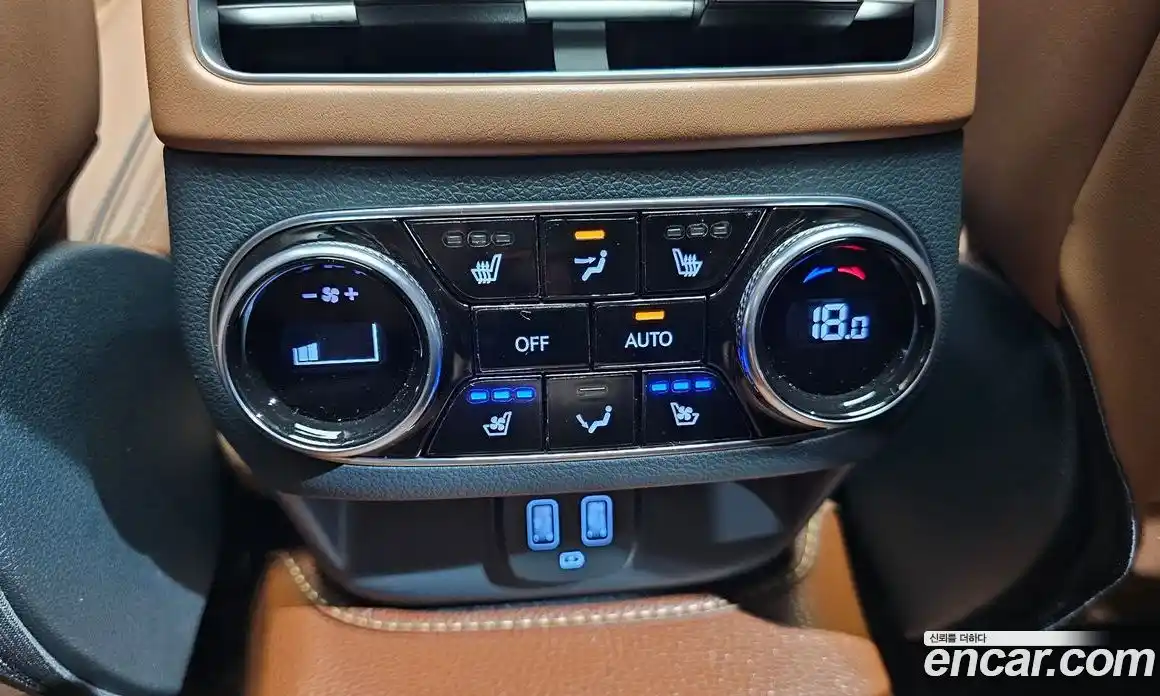 Genesis GV70 2021 2.5 автомат (гидро), фото 32