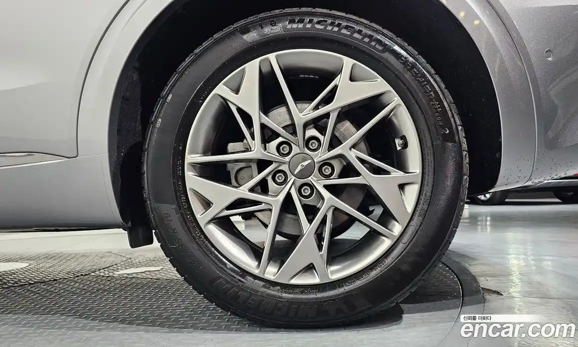 Genesis GV70 2021 2.5 автомат (гидро), фото 7