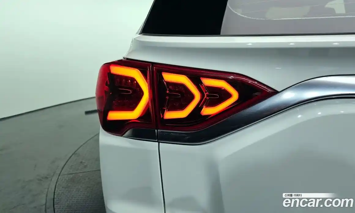 SsangYong Korando 2022 1.5 автомат (гидро), фото 9