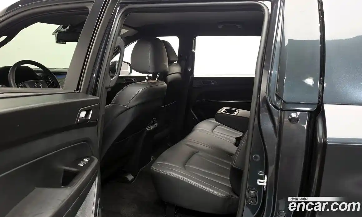 SsangYong Rexton 2023 2.2 автомат (гидро), фото 11