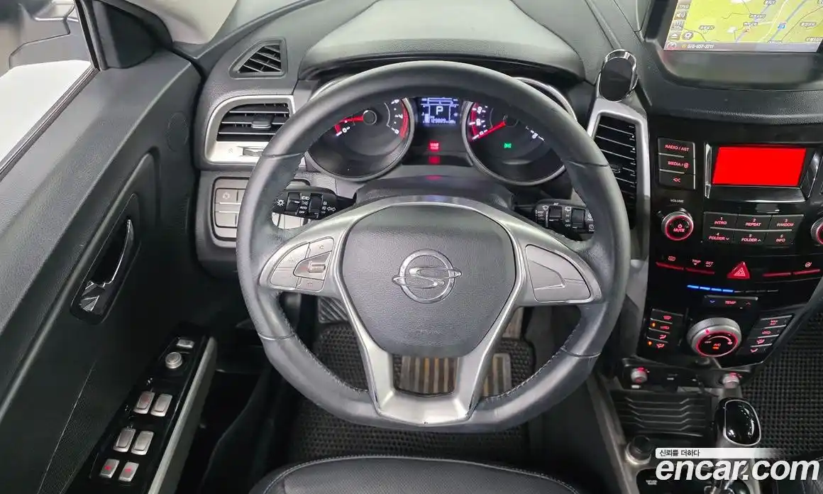 SsangYong TIBOLI 2016 1.6 автомат (гидро), фото 13