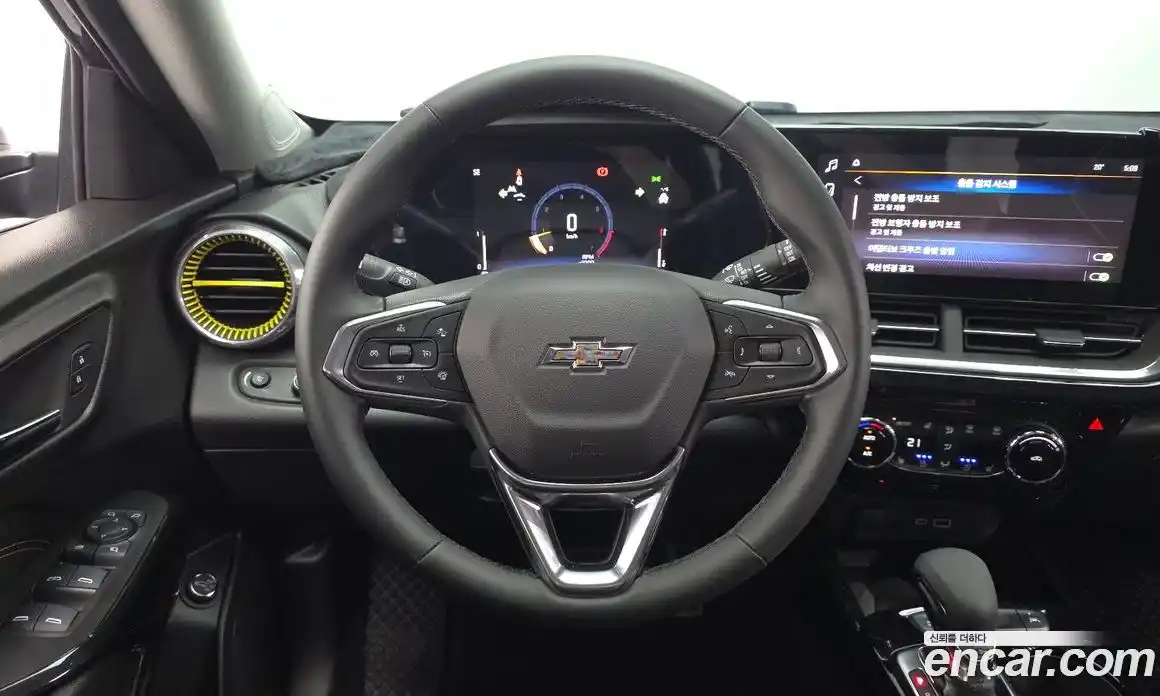 Chevrolet Trax 2023 1.2 автомат (гидро), фото 19