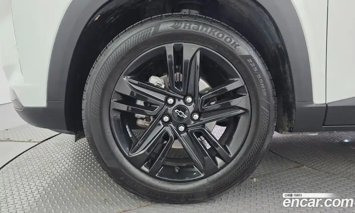 Chevrolet Trax 2023 1.2 автомат (гидро), фото 5