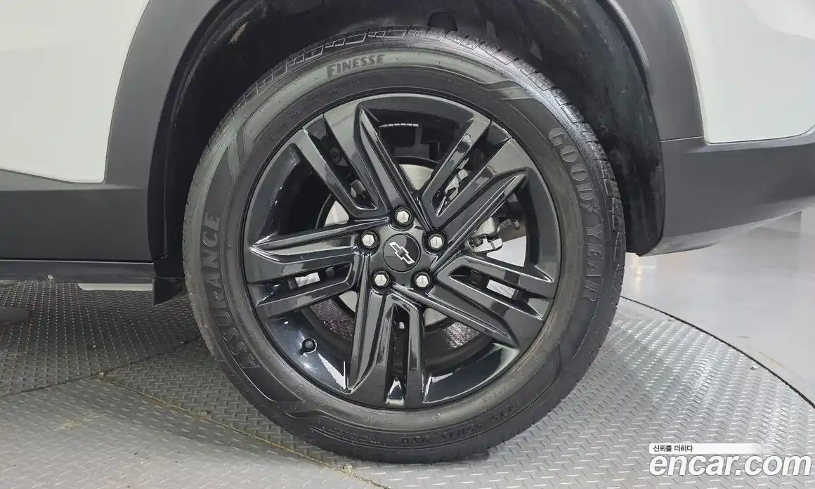 Chevrolet Trax 2023 1.2 автомат (гидро), фото 7