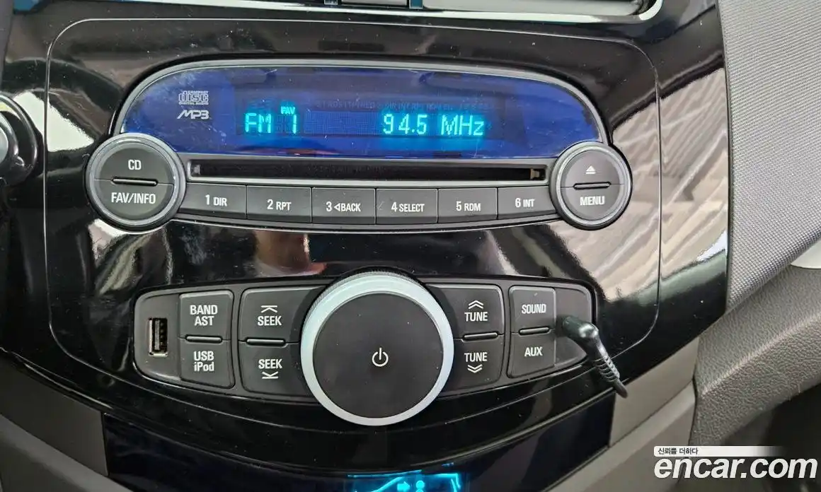 Chevrolet Spark 2012 1.0 автомат (гидро), фото 16