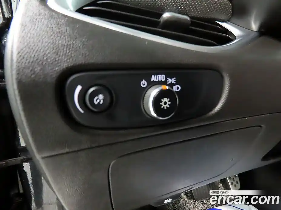 Chevrolet Malibu 2016 2.0 автомат (гидро), фото 16
