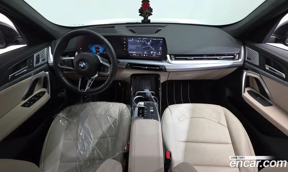 BMW X1 2024 2.0 автомат (гидро), фото 10