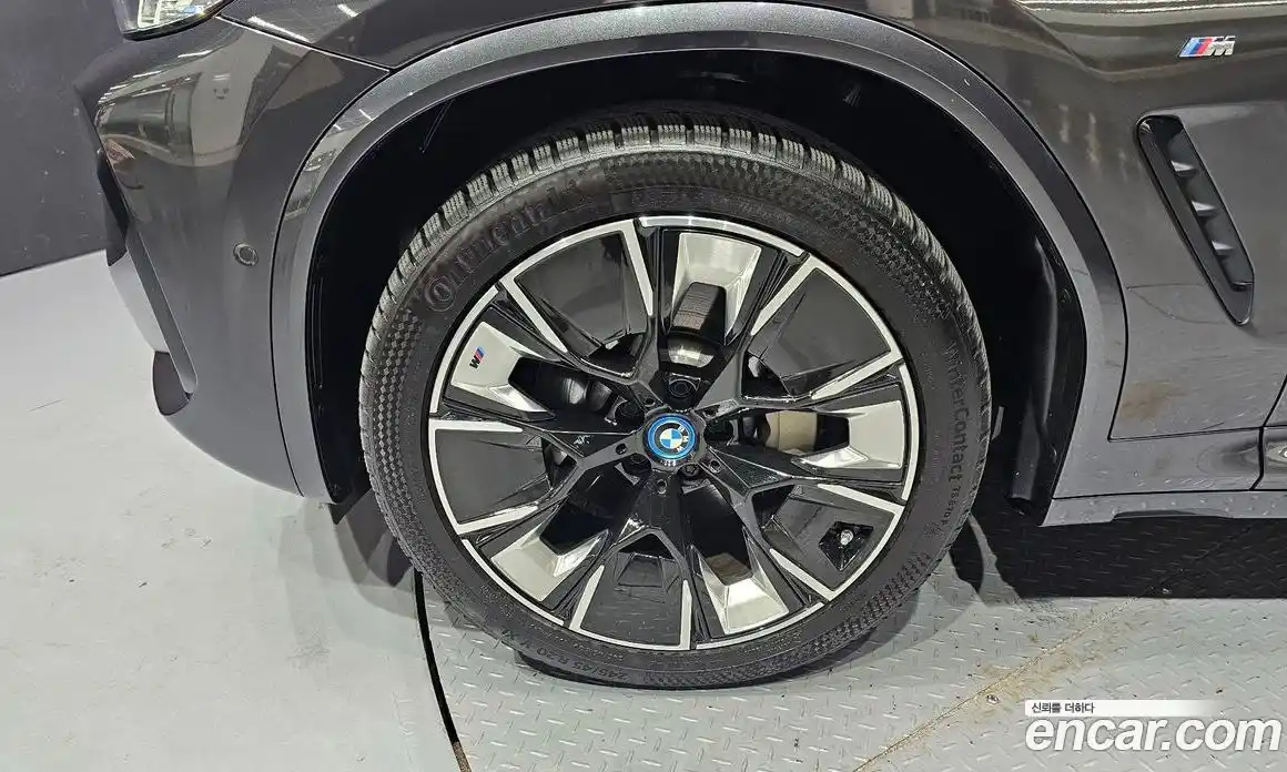 BMW iX3 2023 0.2 автомат (гидро), фото 5