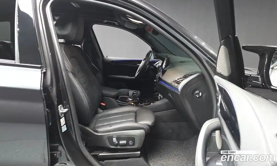 BMW X3 2023 3.0 автомат (гидро), фото 16